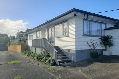 Photo of property in 2/35 Neal Avenue, Glenfield, Auckland, 0629