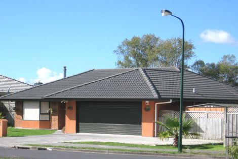 Photo of property in 27 Cretian Crescent, Henderson, Auckland, 0612