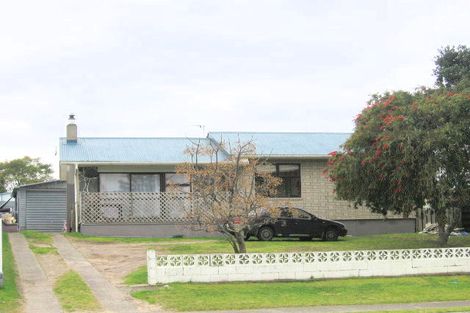 Photo of property in 67 Links Avenue, Mount Maunganui, 3116