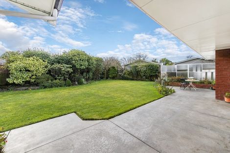 Photo of property in 10 Burrows Place, Ilam, Christchurch, 8041