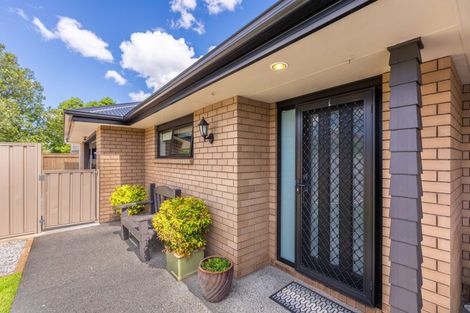 Photo of property in 6a Willow Drive, Taradale, Napier, 4112