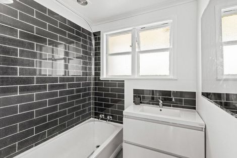 Photo of property in 1 Ventura Grove, Bulls, 4818