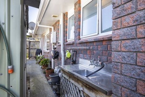 Photo of property in 3 Sandel Rise, Merrilands, New Plymouth, 4312