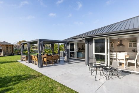 Photo of property in 3 Cape Grove, Haumoana, Hastings, 4180