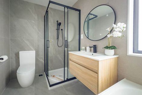 Photo of property in 18 Balthazar Road, Kumeu, 0810