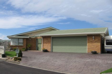 Photo of property in 4 Loader Place, Tawhero, Whanganui, 4501