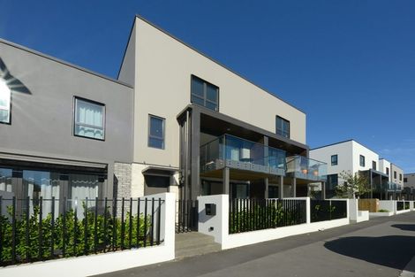 Photo of property in 2/214 Hereford Street, Christchurch Central, Christchurch, 8011