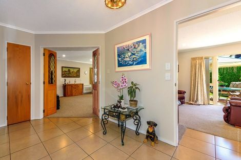 Photo of property in 5 Patricia Place, Harewood, Christchurch, 8051