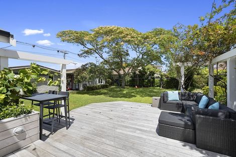 Photo of property in 54 Barrett Street, Westown, New Plymouth, 4310