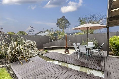 Photo of property in 4 Strachan Place, Rangiora, 7400