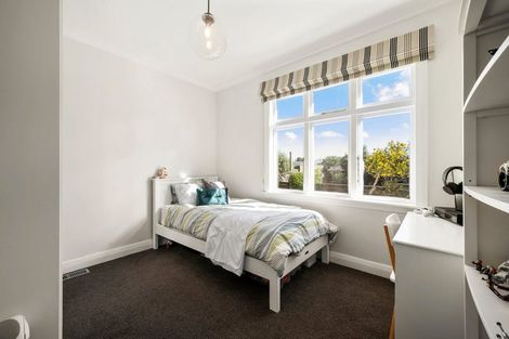 Photo of property in 6 Bentinck Avenue, Strathmore Park, Wellington, 6022