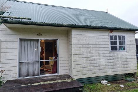 Photo of property in 27 Parrs Road, Hurworth, New Plymouth, 4371