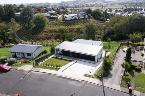 Photo of property in 13 Mitre Street, Gore, 9710