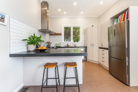 Photo of property in 8 Henry Street, Kilbirnie, Wellington, 6022