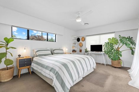 Photo of property in 1 Mahupuku Street, Greytown, 5712