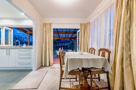 Photo of property in 6 Thornlow Street, Glendene, Auckland, 0602