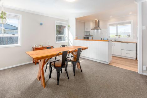 Photo of property in 11 France Street, Waiuku, 2123