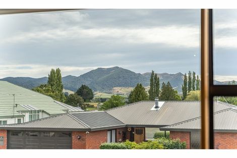 Photo of property in 22 Aotea Crescent, Gore, 9710