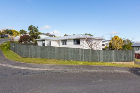 Photo of property in 7 The Bollard, Whitby, Porirua, 5024