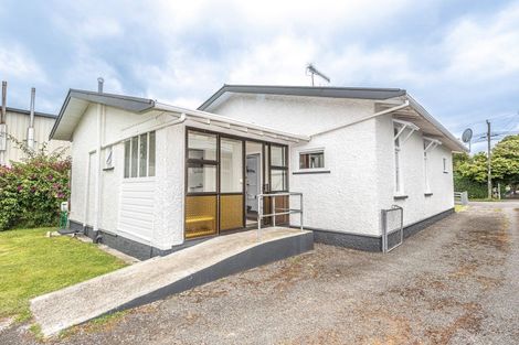 Photo of property in 17 Spier Street, Aramoho, Whanganui, 4500