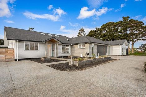 Photo of property in 4 Parlane Drive, Huapai, Kumeu, 0810