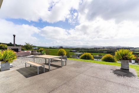 Photo of property in 15 Sandhill Heights, Mangawhai, 0975