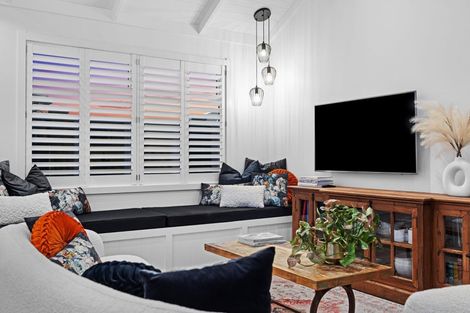 Photo of property in 6 Mollisia Lane, Papamoa Beach, Papamoa, 3118