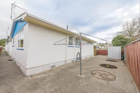 Photo of property in 4/5 Saint Leonard Street, Saint Johns Hill, Whanganui, 4501
