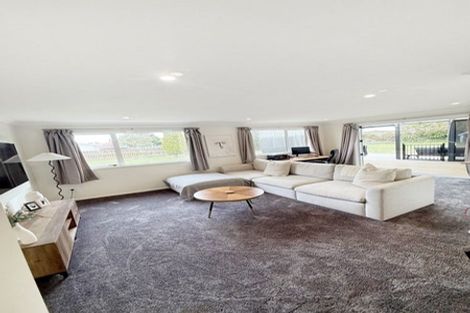 Photo of property in 37a Avenue Road, Foxton, 4814