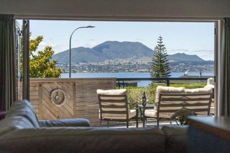 Photo of property in 17 Shera Street, Acacia Bay, Taupo, 3330