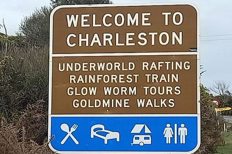 Photo of property in 9 Powell Place, Charleston, Cape Foulwind, 7892