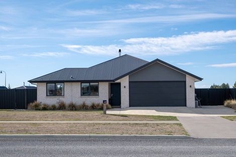 Photo of property in 27 Grandvue Drive, Twizel, 7901