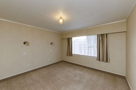 Photo of property in 17 Chippendale Crescent, Highbury, Palmerston North, 4412