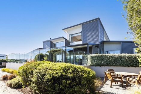 Photo of property in 11 Stonewall Place, Huntsbury, Christchurch, 8022