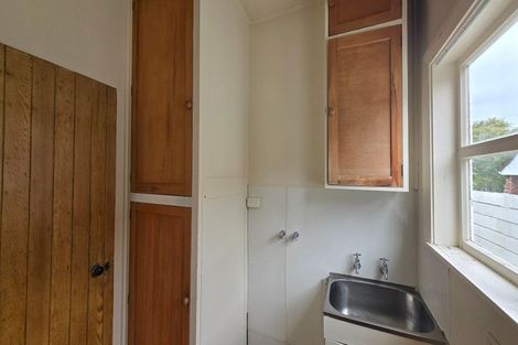 Photo of property in 13 Mahoe Street, Eastbourne, Lower Hutt, 5013