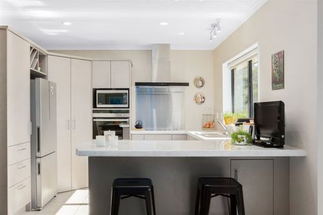 Photo of property in 48 Kahurangi Heights, Aotea, Porirua, 5024