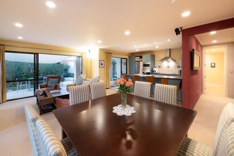 Photo of property in 8 Brooke Ridge Rise, East Tamaki Heights, Auckland, 2016