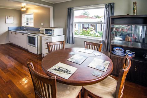 Photo of property in 41 Wavell Crescent, Lansdowne, Masterton, 5810