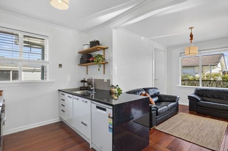 Photo of property in 14 Carthew Street, Okato, 4335