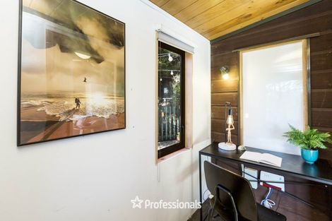 Photo of property in 10 Hobbit Lane, Pinehaven, Upper Hutt, 5371