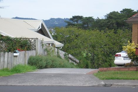 Photo of property in 19a Miriam Corban Heights, Henderson, Auckland, 0612