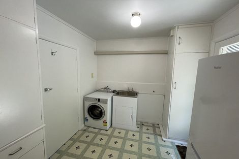 Photo of property in 27 Hornsey Road, Melrose, Wellington, 6023