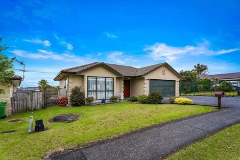 Photo of property in 44 Rush Creek Drive, Westgate, Auckland, 0614