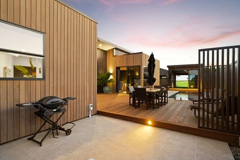 Photo of property in 17 Mike Smith Drive, Cambridge, 3434
