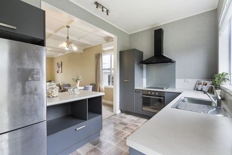 Photo of property in 188 Brooklands Road, Vogeltown, New Plymouth, 4310