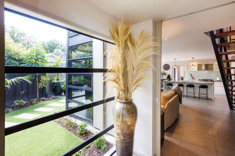 Photo of property in 143 Victoria Avenue, Hokowhitu, Palmerston North, 4410