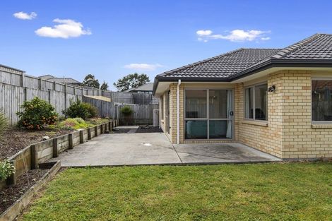 Photo of property in 15 Ribbonwood Close, Te Kauwhata, 3710