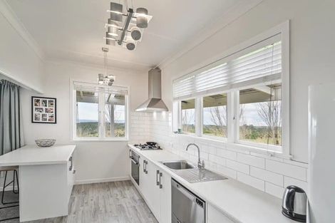 Photo of property in 438 Aropaoanui Road, Tangoio, Napier, 4181
