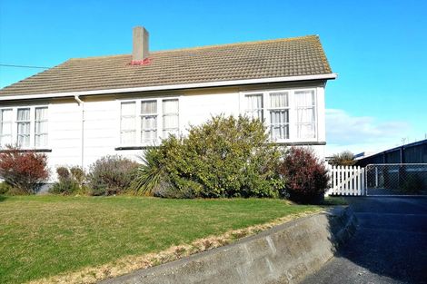 Photo of property in 19 Harper Street, Gonville, Whanganui, 4501