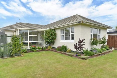 Photo of property in 150 West Belt, Rangiora, 7400